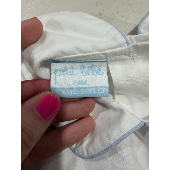 Petit Bebe 24m noah smocked cross bubble - Picture 2 of 3